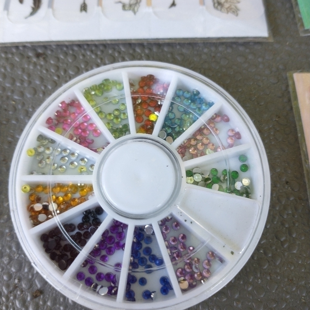 Nail art. Caviar beads stickers. Everything pictur - Picture 6 of 8